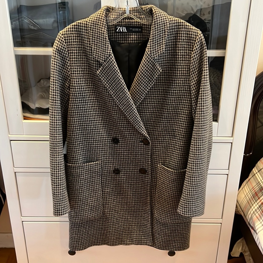 Zara houndstooth coat